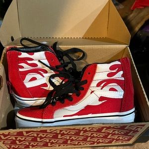 Red flame vans